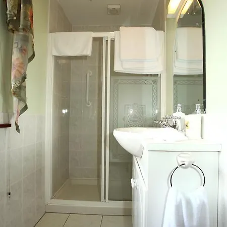 Doogarry House Bed & Breakfast